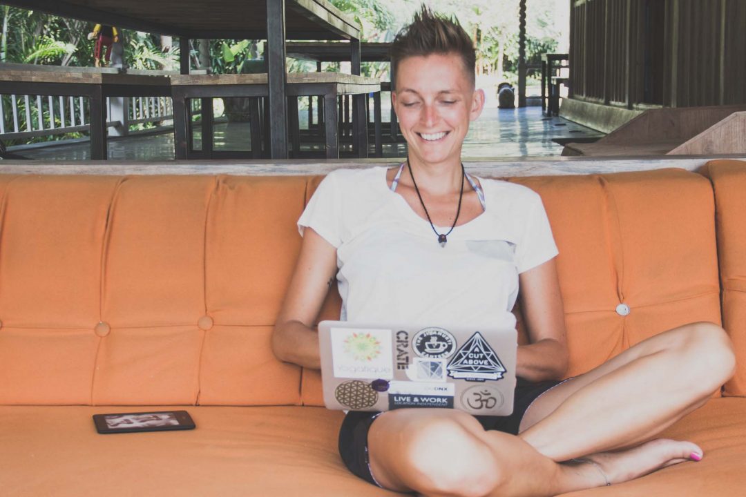 become a digital nomad